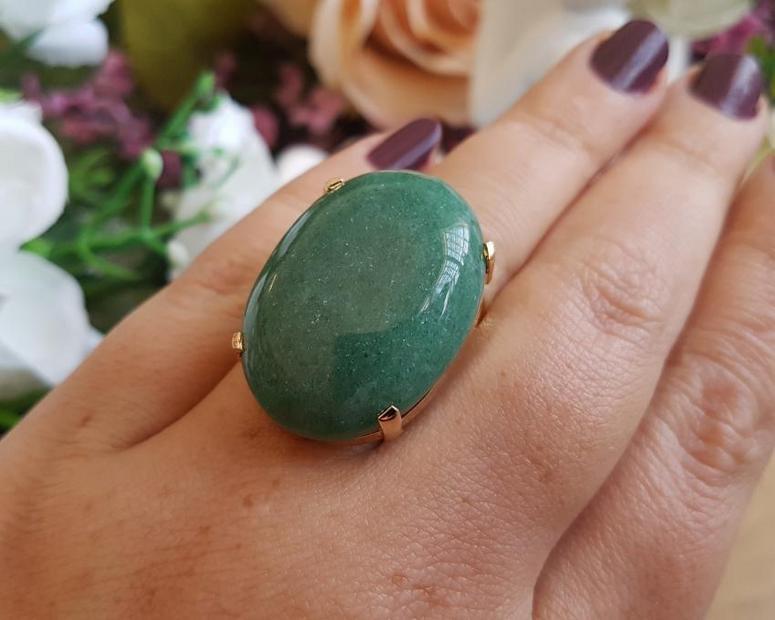 Anel de Quartzo Verde Banhado a Ouro (Ajustável)