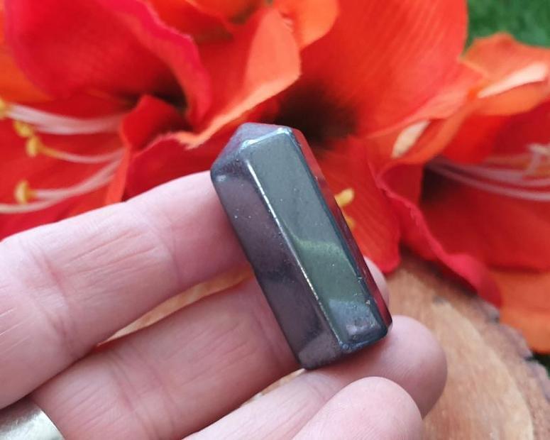 Hematita - Pontas e Obeliscos - Mini Ponta de Hematita 40g -2