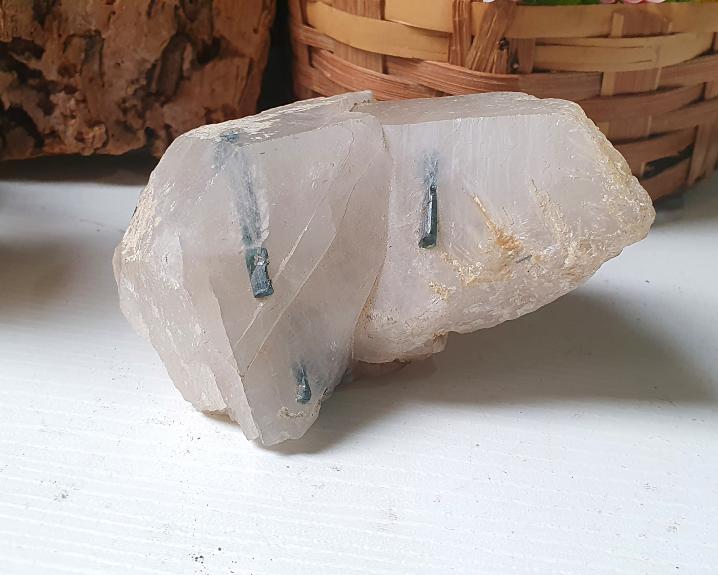 Turmalina Verde na Matriz 450g