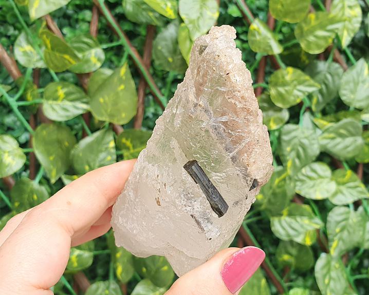 Turmalina Verde na Matriz 208g