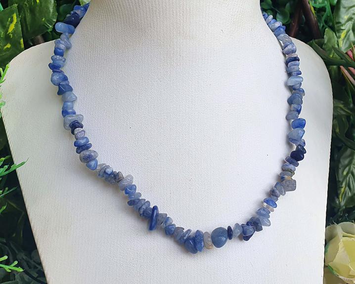 Colar de Quartzo Azul com Fecho