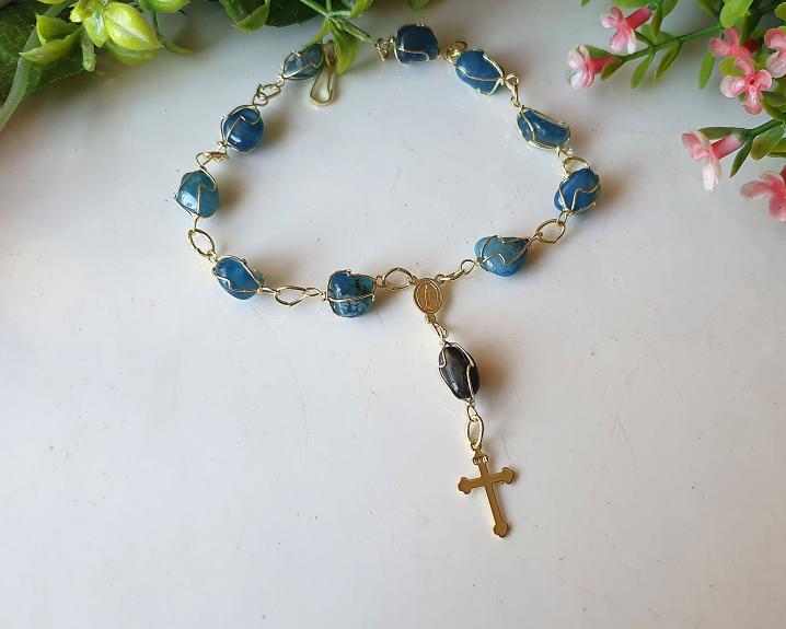 Pulseira Terço de Ágata Azul Banhada a Ouro