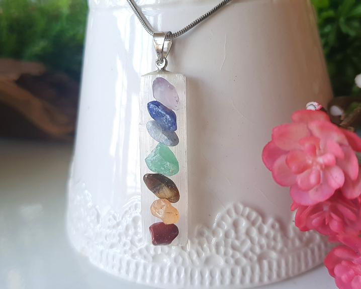 Pingente de Selenita dos 7 Chakras