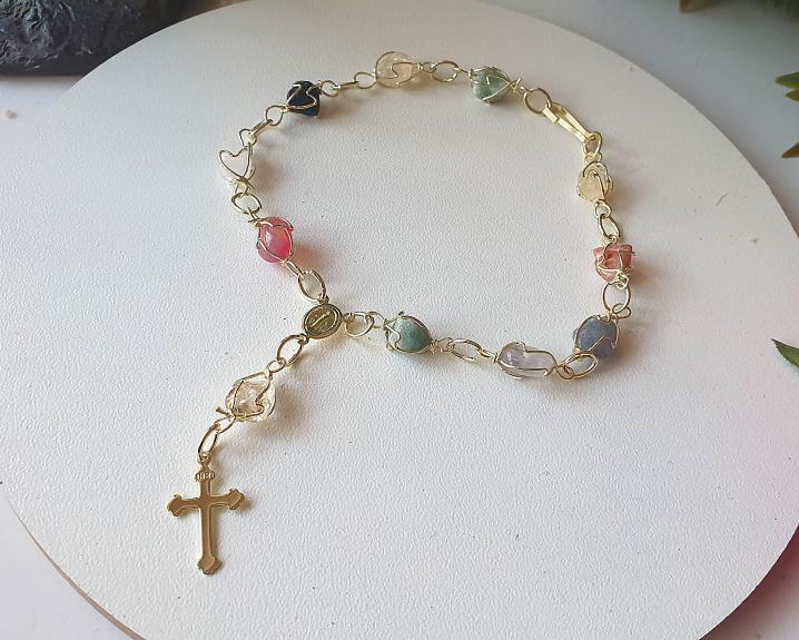 Pulseira Terço de Pedras Mistas Banhada a Ouro