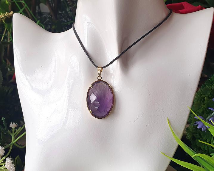 Pingente  de Ametista Facetado banhado a Ouro