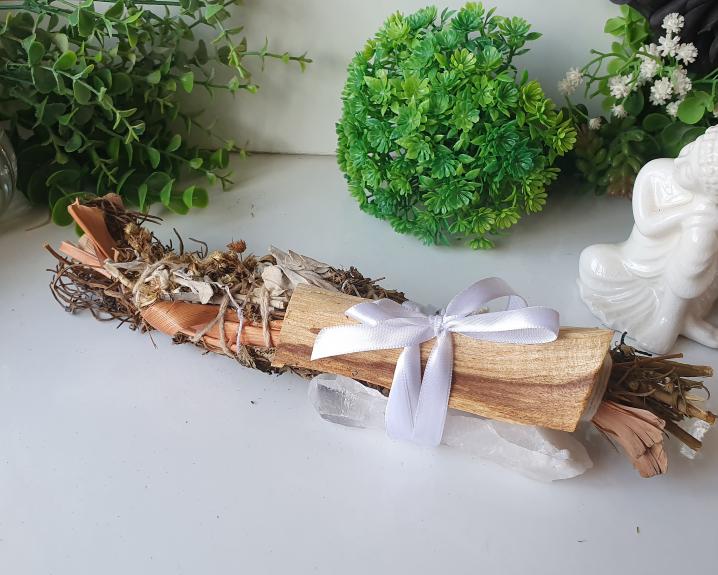 Incenso de Ervas Naturais com Cristal e Palo Santo (Purificação)