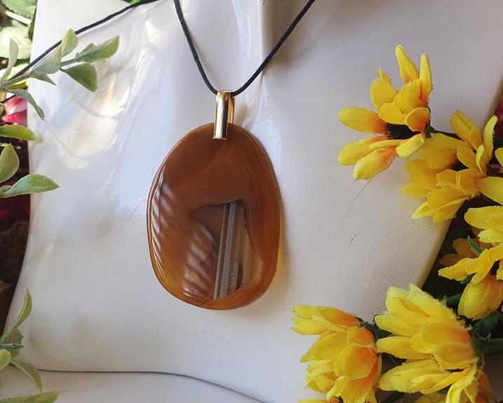 Pingente de Ágata Marrom Banhado a Ouro