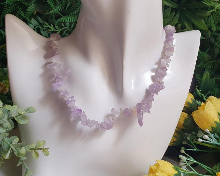 Colar de Ametista  Lavanda com Fecho