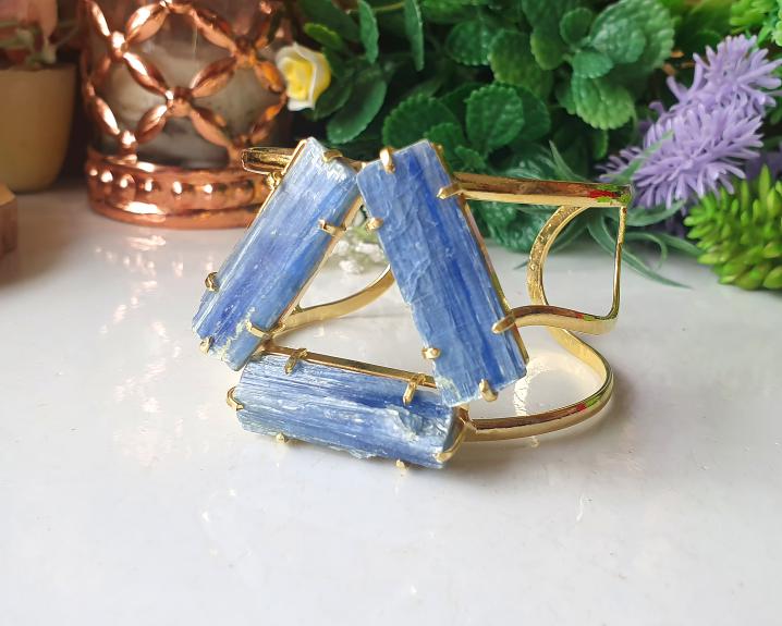 Bracelete de Cianita Azul Banhado a Ouro