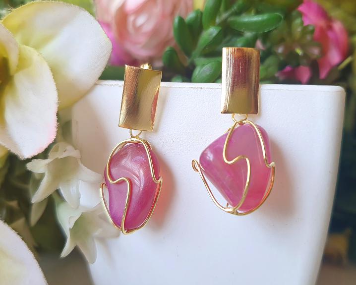 Brincos de &Aacute;gata Banhados a Ouro