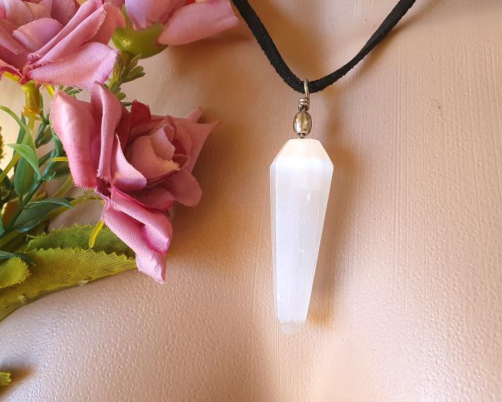 Pingente de Selenita
