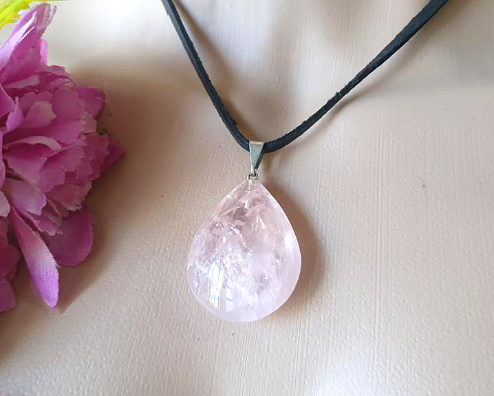 Pingente de Quartzo Rosa