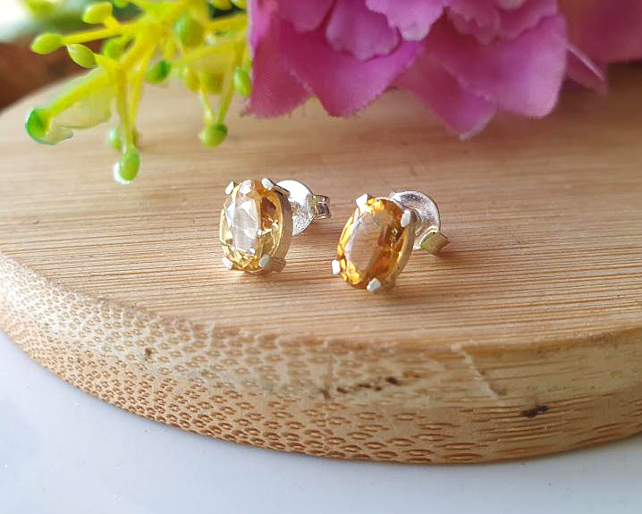 Brincos de Citrino em Prata