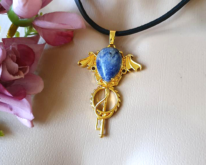 Pingente de Sodalita banhado a Ouro