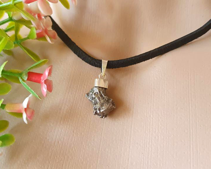 Pingente de Meteorito em Prata