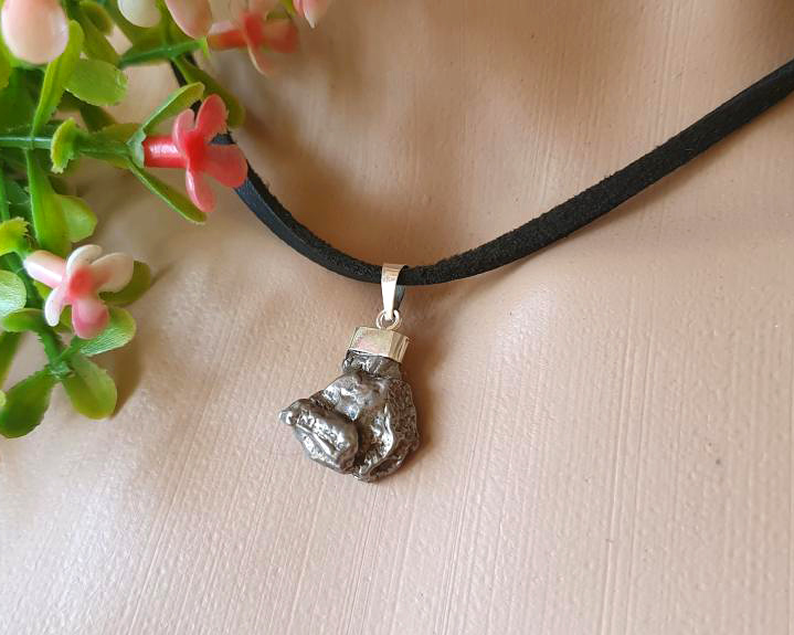 Pingente de Meteorito em Prata