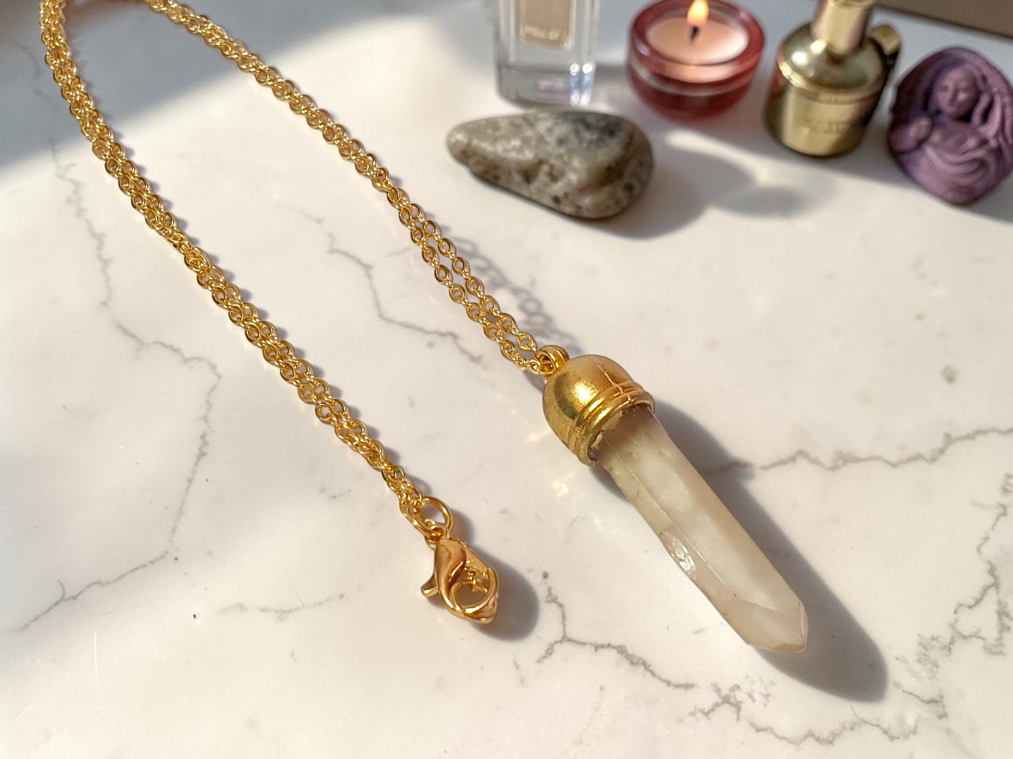 Colar de Cristal Lemúria em Aço Inox Banhado a Ouro