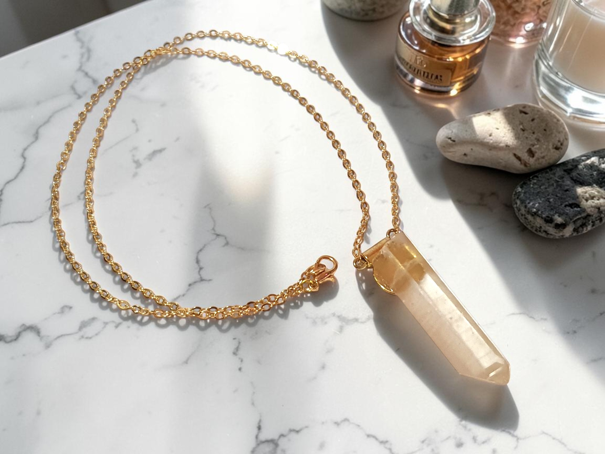 Colar de Cristal Lemúria em Aço Inox Banhado a Ouro