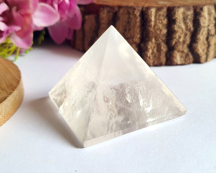 Pirâmide de Cristal  91g