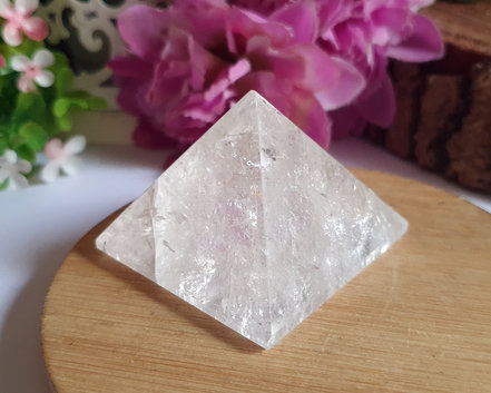 Pirâmide de Cristal  83g