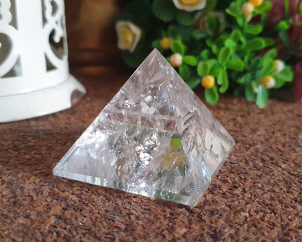 Pirâmide de Cristal  79g