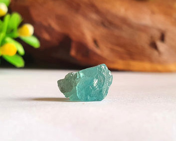 Cristal de Apatita Azul Bruta