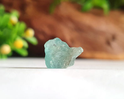 Cristal de Apatita Azul Bruta