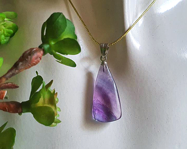 Pingente de Fluorita Banhado a Prata