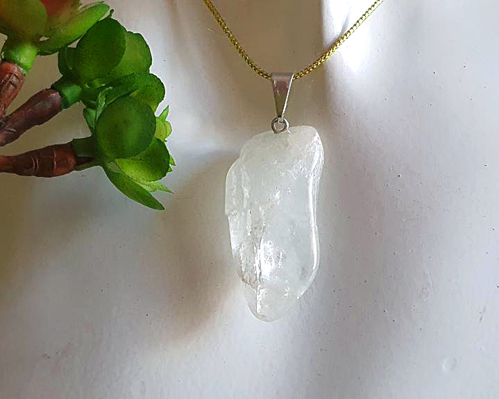 Pingente de &Aacute;gua Marinha Cristalizada Banhado a Prata