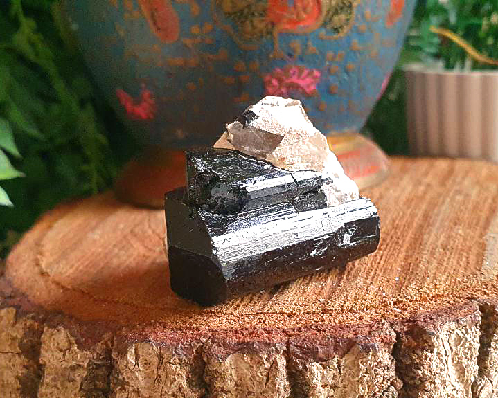 Turmalina Negra Cristalizada com Terminação Natural (RARO) 30g