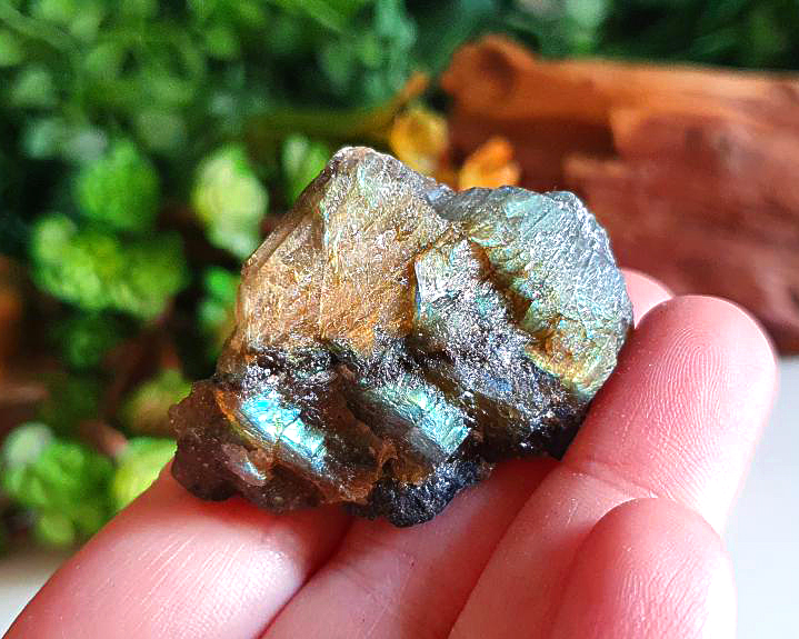 Labradorita Bruta Iridescente 33g