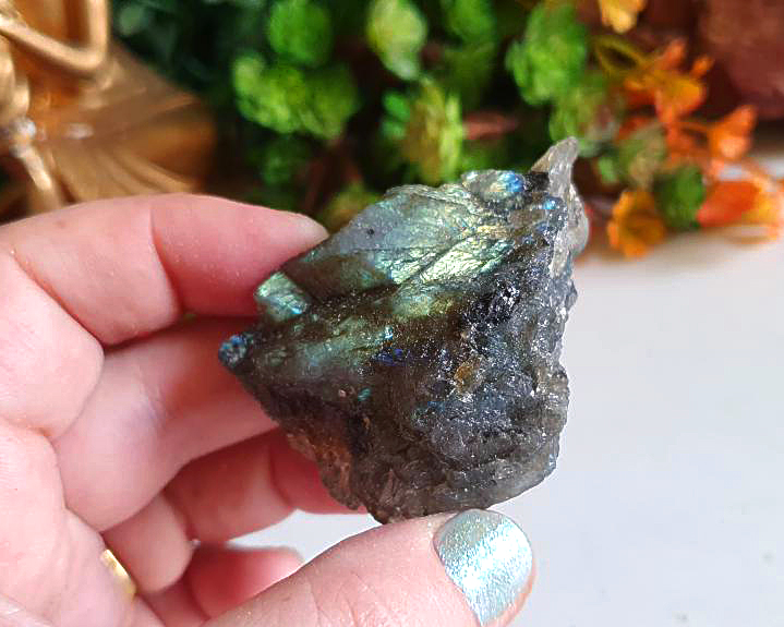 Labradorita Bruta Iridescente 60g