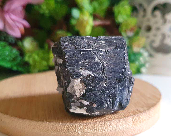 Turmalina Negra Cristalizada com Terminação Natural (RARO) 80g