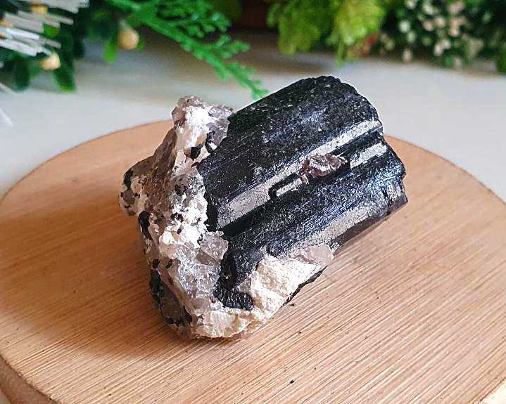 Turmalina Negra Cristalizada com Terminação Natural (RARO) 67g