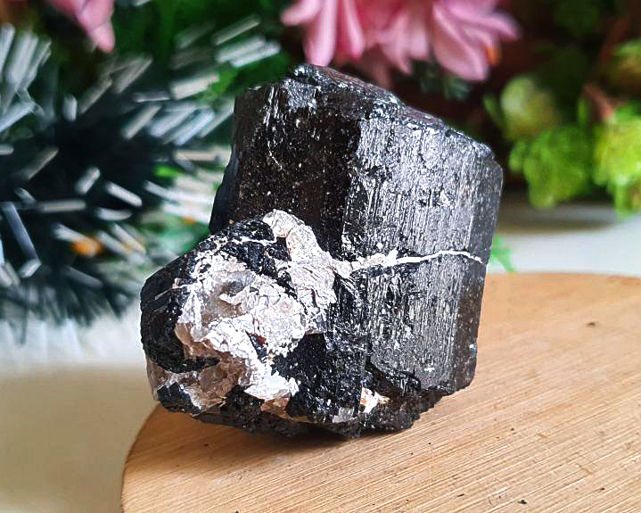 Turmalina Negra Cristalizada com Terminação Natural (RARO) 107g