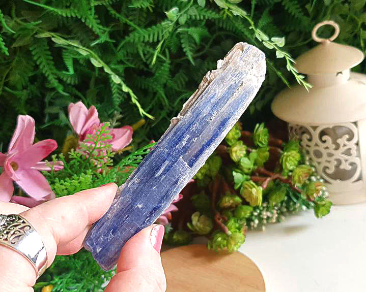 Espada de Cianita Azul Cristalizada Especial 46g