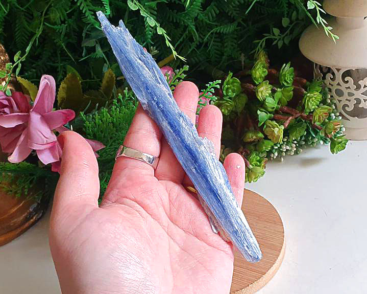 Cianita Azul - Bruta - Espada de Cianita Azul Cristalizada Especial 64g -3