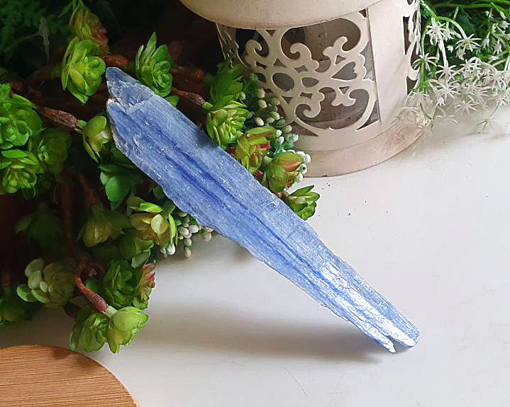 Espada de Cianita Azul Cristalizada Especial 31g