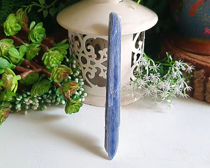 Espada de Cianita Azul Cristalizada Especial 27g