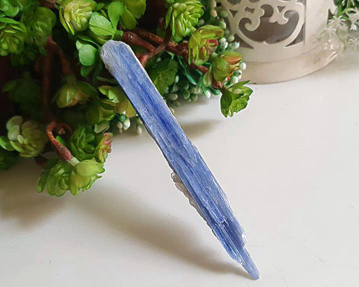 Espada de Cianita Azul Cristalizada Especial 20g