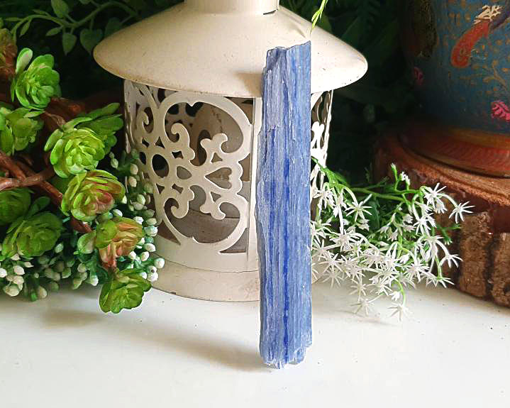 Espada de Cianita Azul Cristalizada Especial 16g