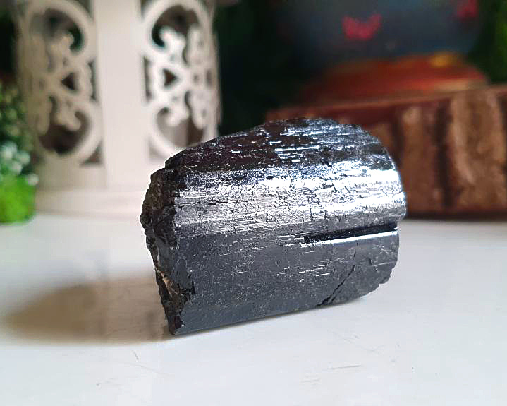 Turmalina Negra Cristalizada com Terminação Natural 98g