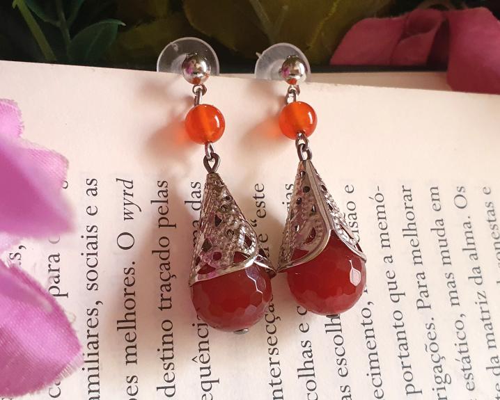 Brincos de &Aacute;gata de Fogo