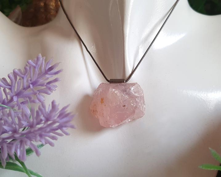 Colar de Quartzo Rosa