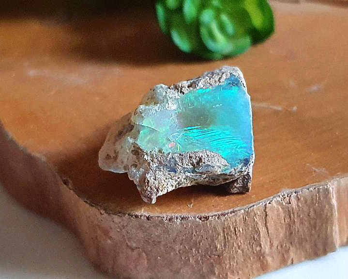 Opala Welo (RARO) 10 CT