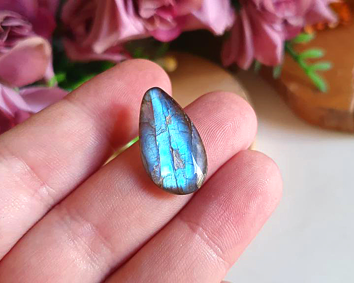 Labradorita Lapidada Iridescente