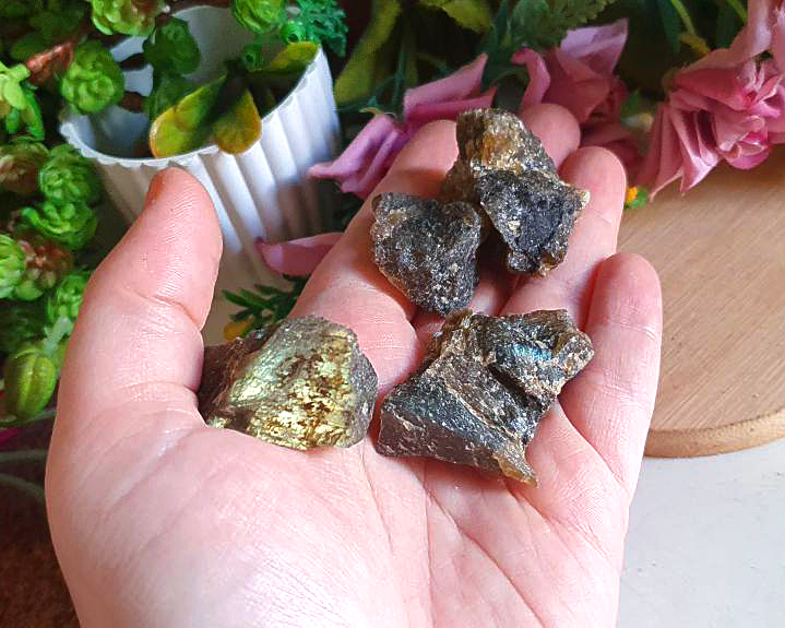 Kit de Labradorita Bruta Iridescente 66g