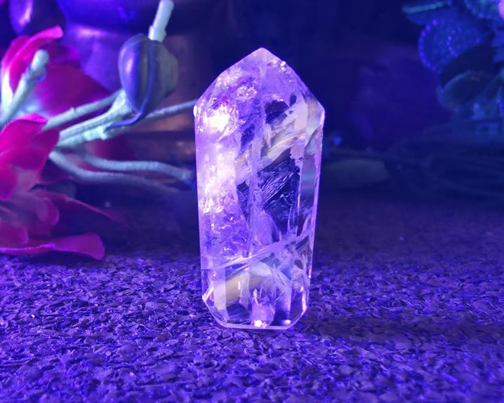 Ponta de Cristal Powelite (Brilha na Luz Negra UV) RARO 12g