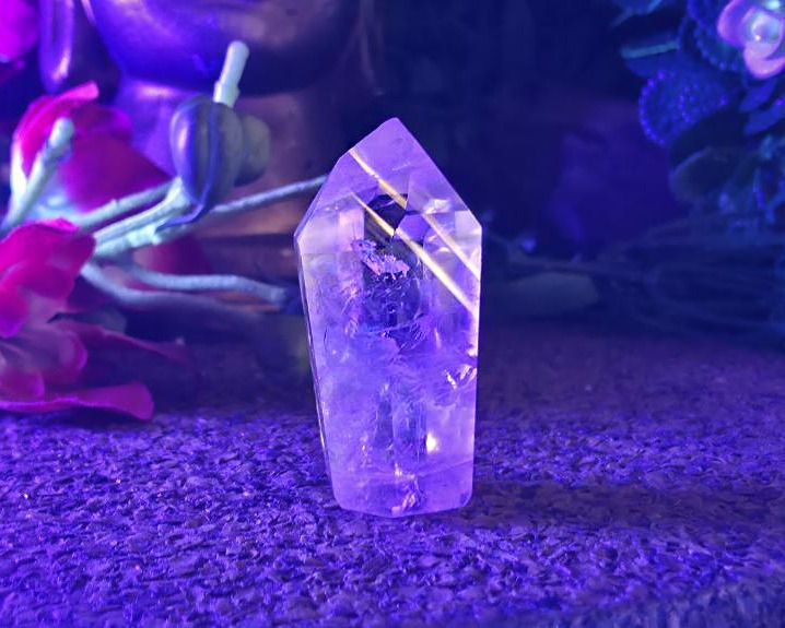 Ponta de Cristal Powelite (Brilha na Luz Negra UV) RARO 14g