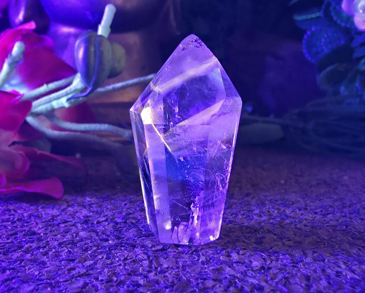 Ponta de Cristal Powelite (Brilha na Luz Negra UV) RARO 20g